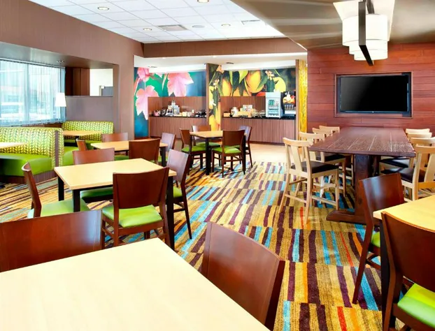 Fairfield by Marriott Inn & Suites Wheeling at The Highlands hotel detail image 4