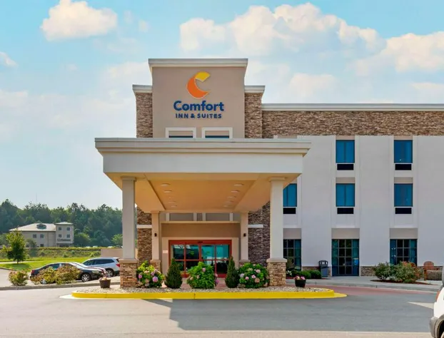 Comfort Inn & Suites East Ellijay hotel detail image 1