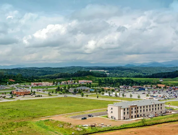 Comfort Inn & Suites hotel detail image 4