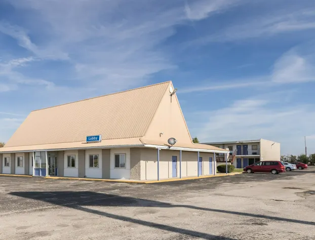 Motel 6-Mattoon, IL hotel detail image 2