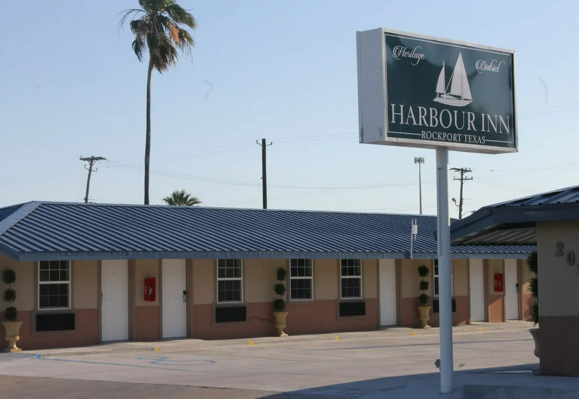 Harbour Inn hotel hero