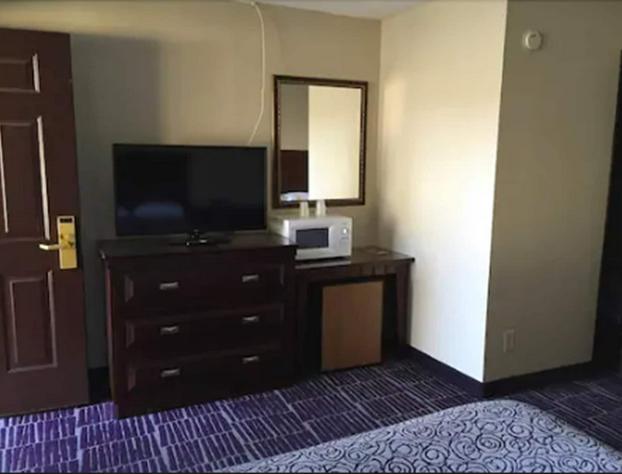 Economy INN hotel detail image 4