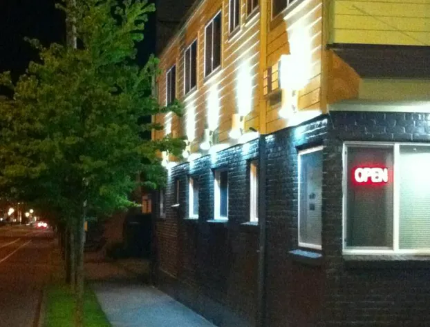 Economy INN hotel detail image 2