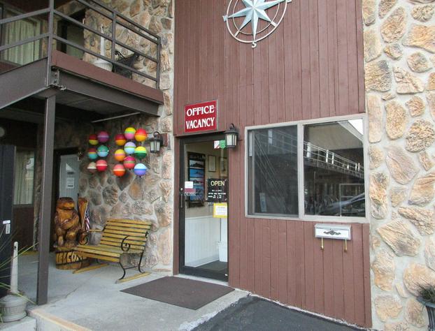 Otter Creek Inn hotel detail image 1