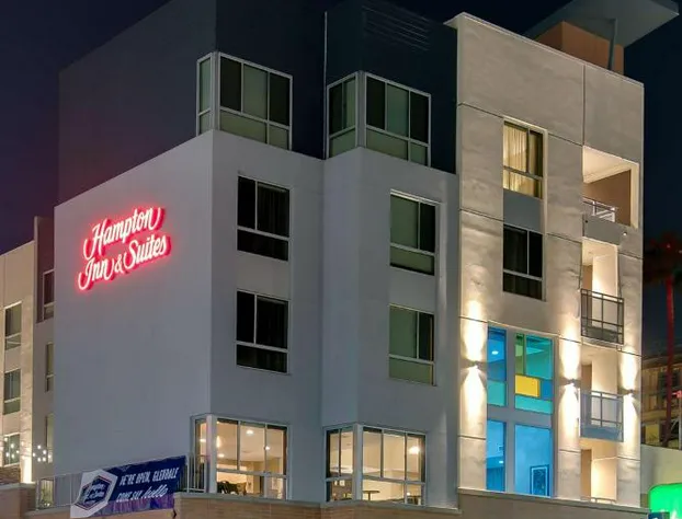 Hampton Inn & Suites Los Angeles - Glendale hotel detail image 2