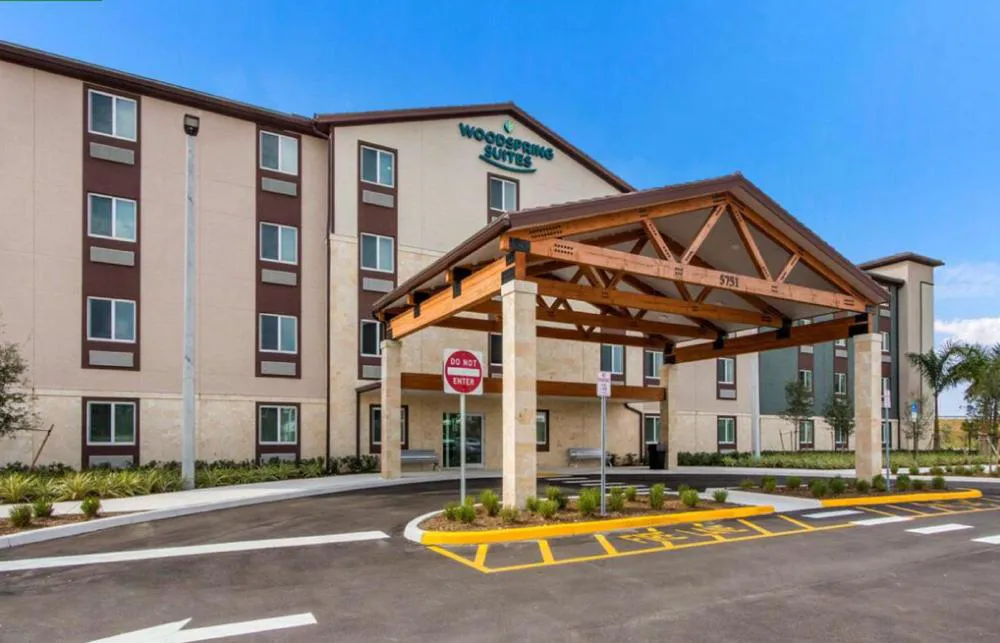 WoodSpring Suites Allentown hotel hero