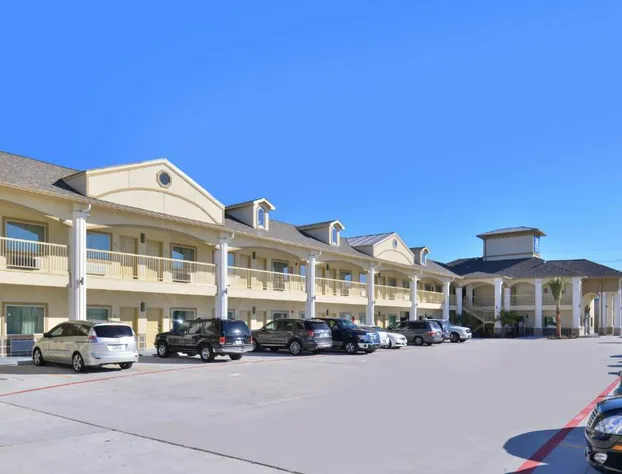 Americas Best Value Inn & Suites Houston at Hwy 6 & Westpark hotel detail image 3
