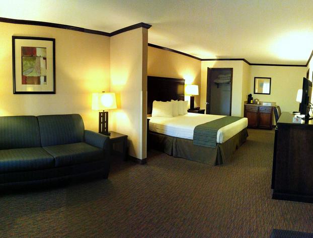 Cochran Inn & Suites hotel detail image 4