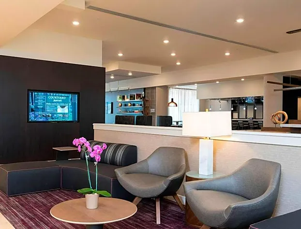 Courtyard Mt. Pleasant at Central Michigan University hotel detail image 4