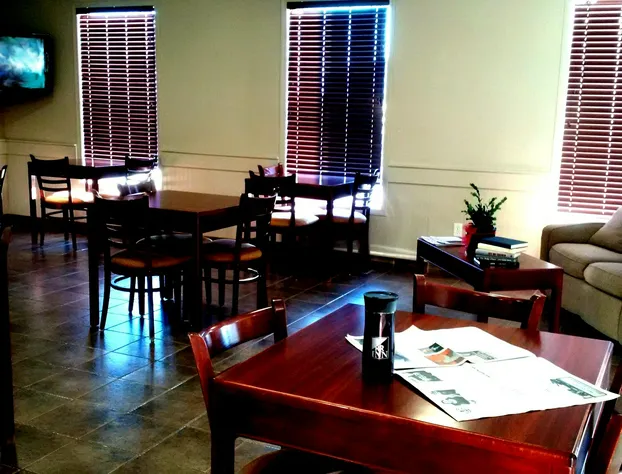 R&R Inn hotel detail image 4