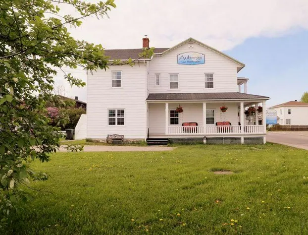 Auberge Lac St-Jean hotel detail image 1