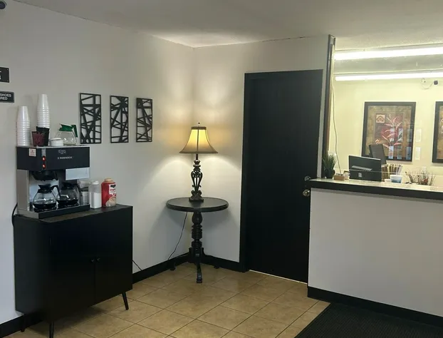 Midway Budget Inn hotel detail image 4