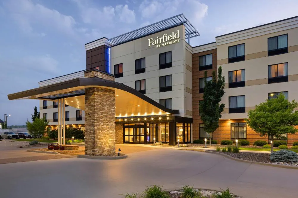 Fairfield Inn & Suites by Marriott La Crosse Downtown hotel hero