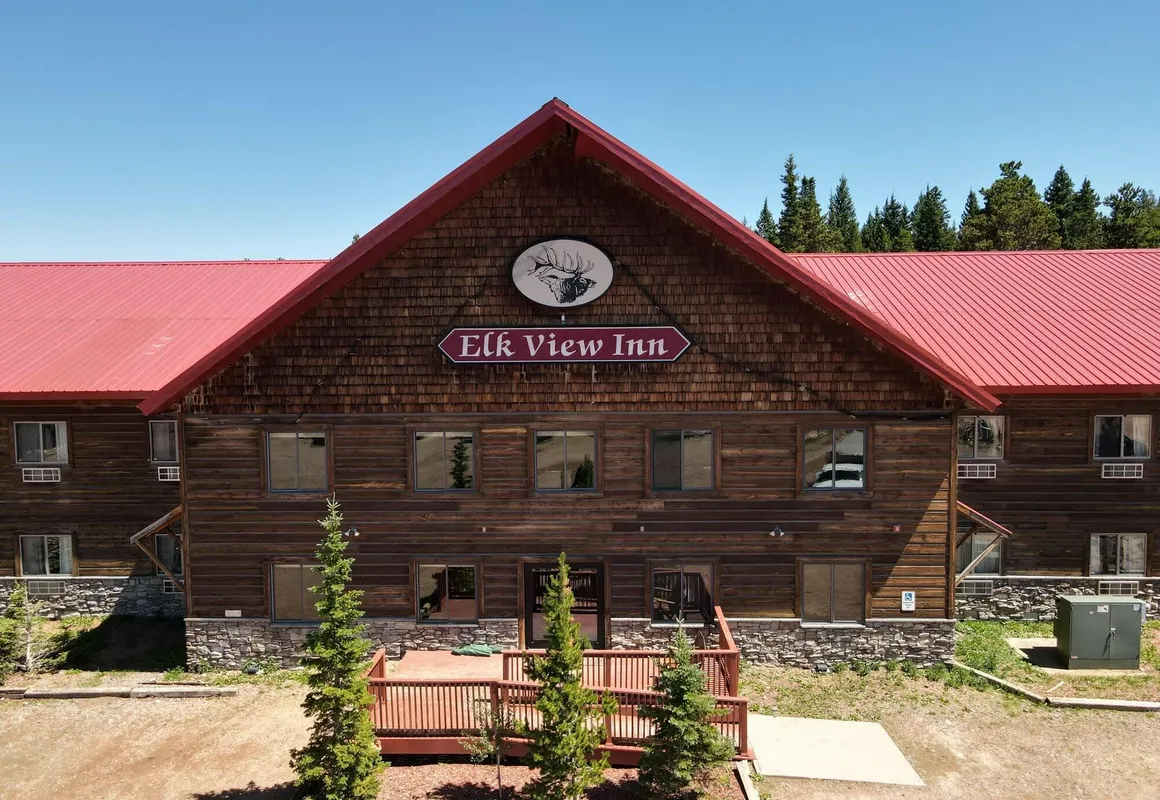 Elk View Inn hotel hero