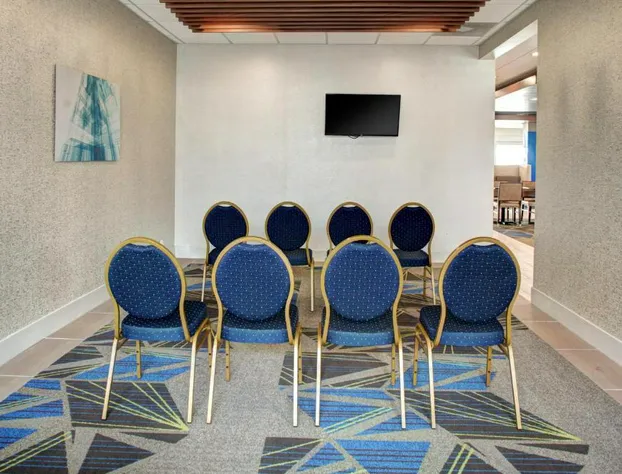 Holiday Inn Express & Suites Coldwater by IHG hotel detail image 3