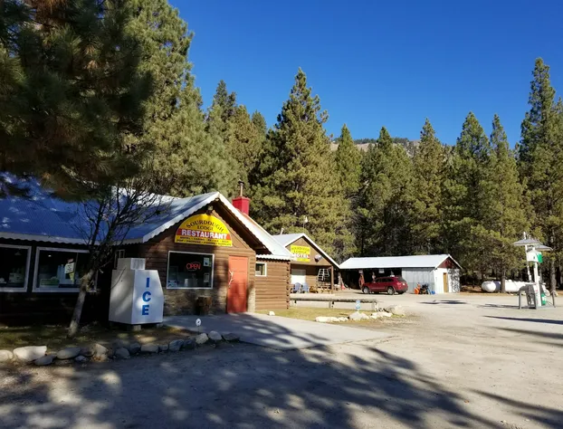Sourdough Lodge hotel detail image 2