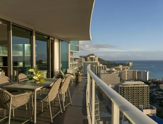 The Ritz-Carlton Residences, Waikiki Beach hotel detail image 2