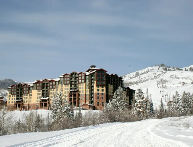 Grand Summit Hotel - Canyons Village, a RockResort hotel detail image 2