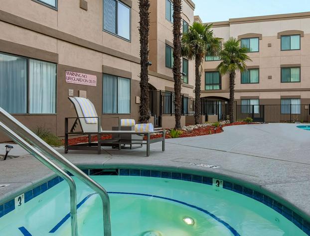 DoubleTree Suites by Hilton Hotel Sacramento – Rancho Cordova hotel detail image 1