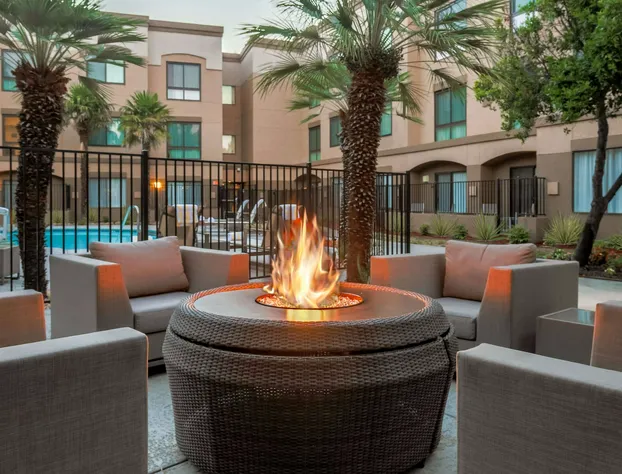 DoubleTree Suites by Hilton Hotel Sacramento – Rancho Cordova hotel detail image 3