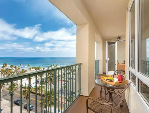 Club Wyndham Oceanside Pier hotel detail image 3