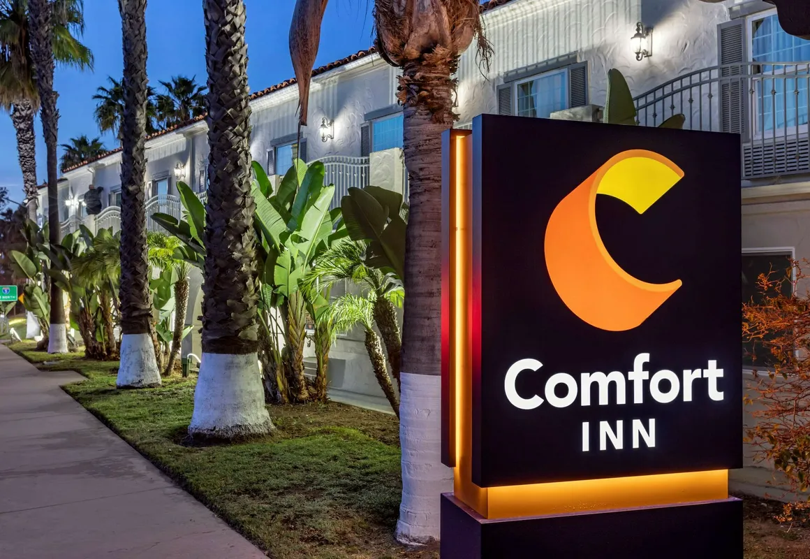 Comfort Inn San Diego Old Town hotel hero