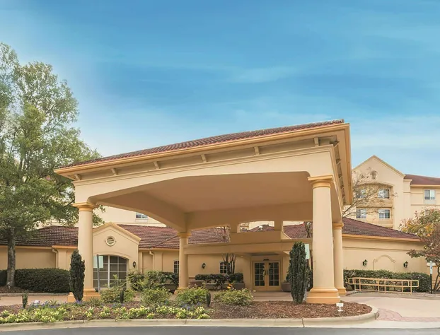 La Quinta Inn & Suites by Wyndham Raleigh/Durham Southpoint hotel detail image 2