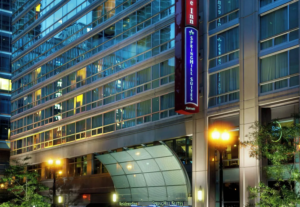 Springhill Suites by Marriott Chicago Downtown/ River North hotel hero