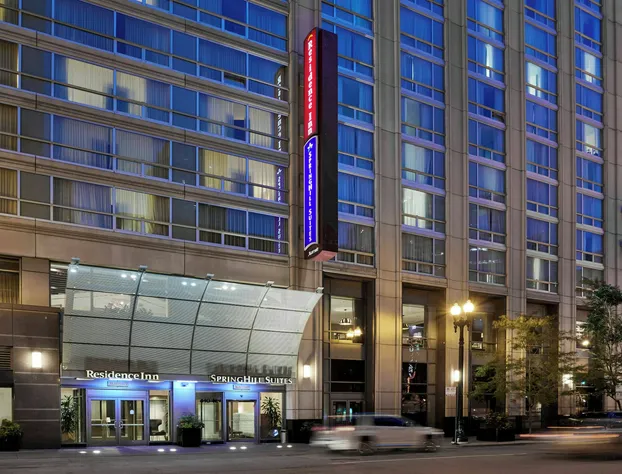 Springhill Suites by Marriott Chicago Downtown/ River North hotel detail image 1
