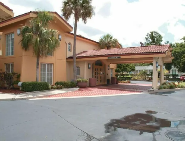 Days Inn by Wyndham Jacksonville Baymeadows hotel detail image 2