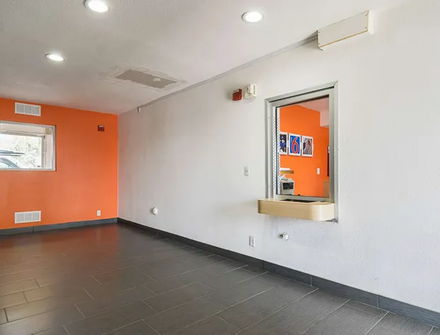 Motel 6 Lost Hills, CA hotel detail image 4