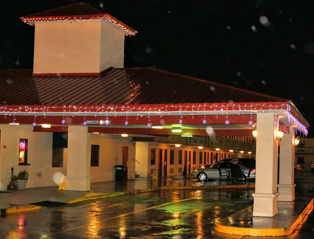 Best Inn Booneville hotel detail image 1