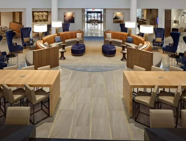 Nashville Airport Marriott hotel detail image 3