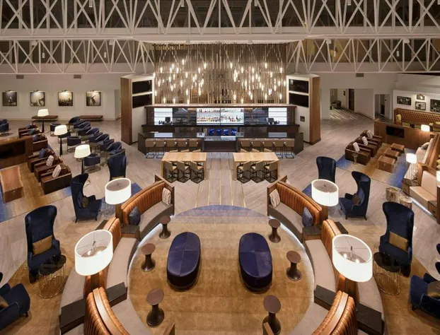 Nashville Airport Marriott hotel detail image 3