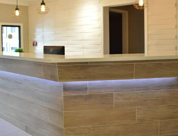 Americas Best Value Inn Memphis Airport hotel detail image 1