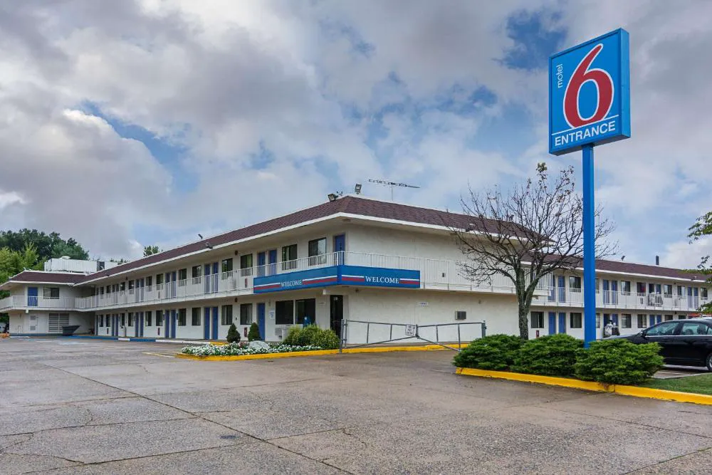 Motel 6 Fredericksburg, VA - North hotel hero