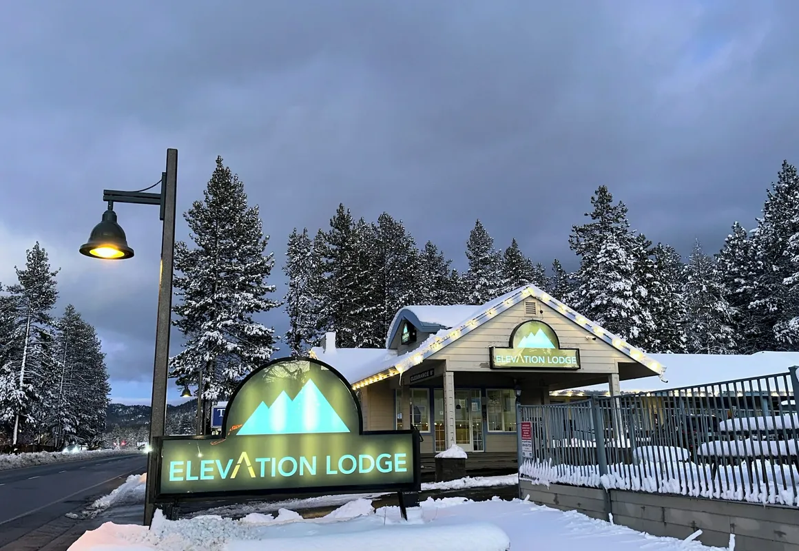 Elevation Lodge hotel hero