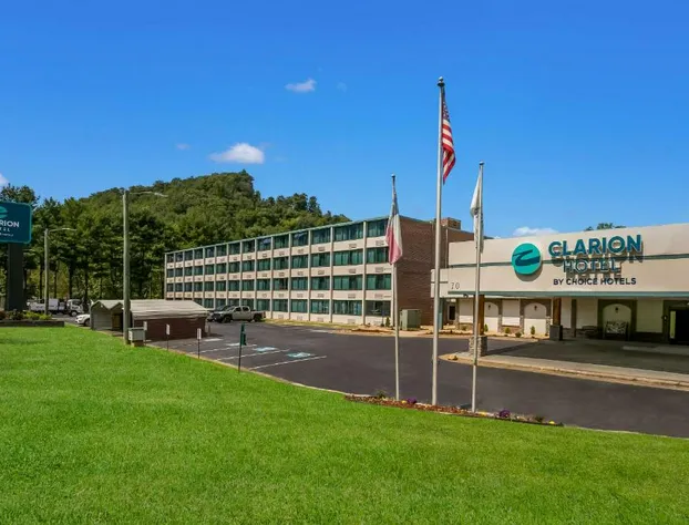 Clarion Hotel Conference Center Maggie Valley hotel detail image 3