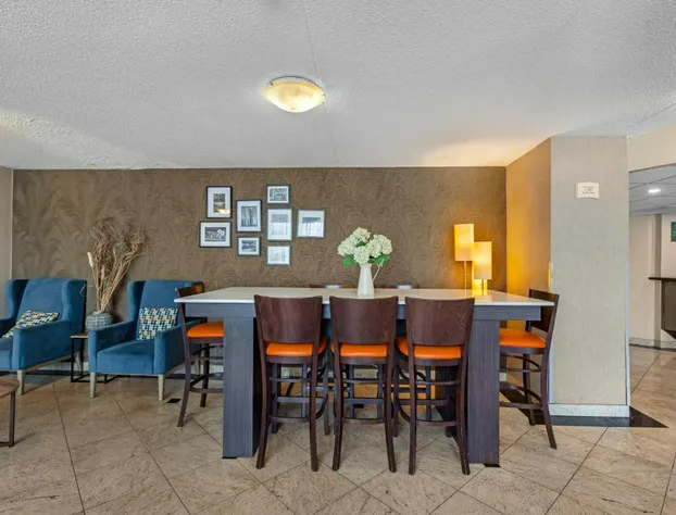 Quality Inn & Suites - Toronto West hotel detail image 4