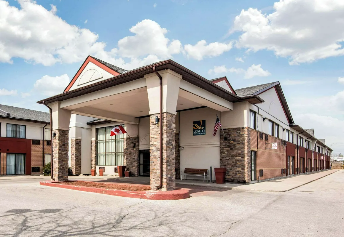 Quality Inn & Suites - Toronto West hotel hero