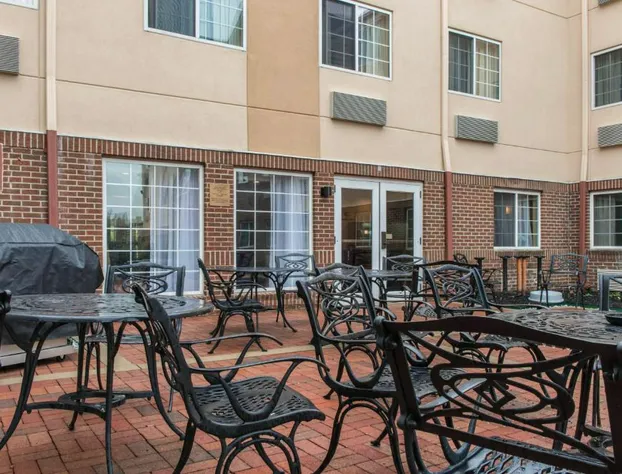 MainStay Suites Pittsburgh Airport hotel detail image 1