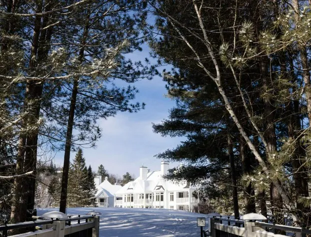 Hilton Grand Vacations Club Tremblant Canada hotel detail image 2