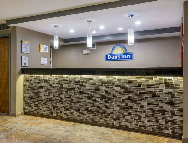 Days Inn by Wyndham Florence Cincinnati Area hotel detail image 2