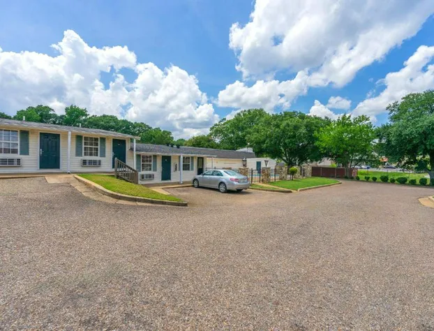 Extended Stay Studios hotel detail image 1