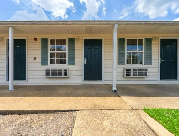 Extended Stay Studios hotel detail image 4