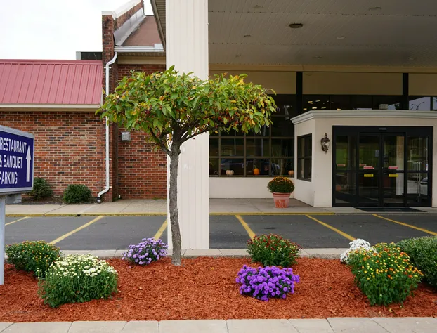 Rodeway Inn & Suites East Windsor hotel detail image 3