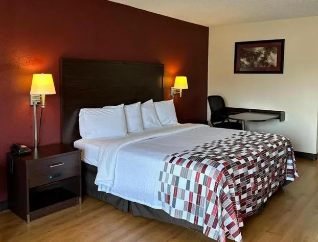 Red Roof Inn Fredericksburg South hotel detail image 4