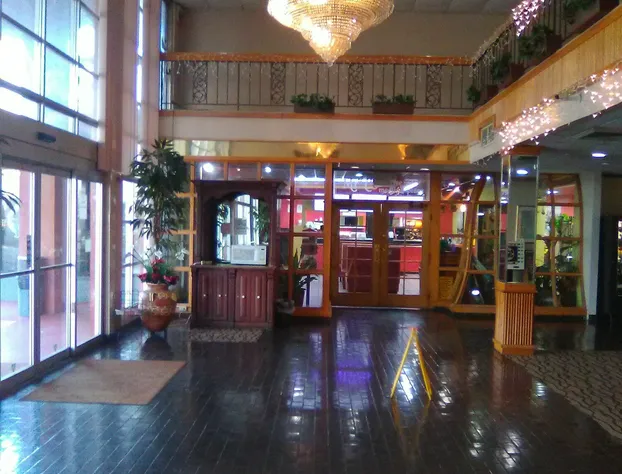 Regency Inn & Suites hotel detail image 2