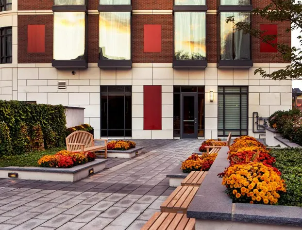 Porter Square Hotel hotel detail image 2