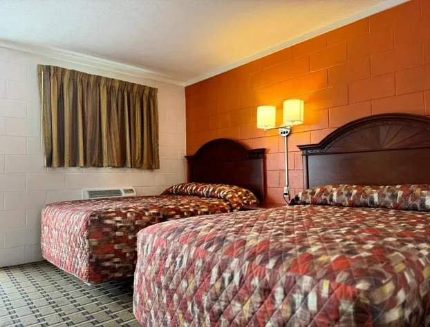 Economy Inn Crossville hotel detail image 4